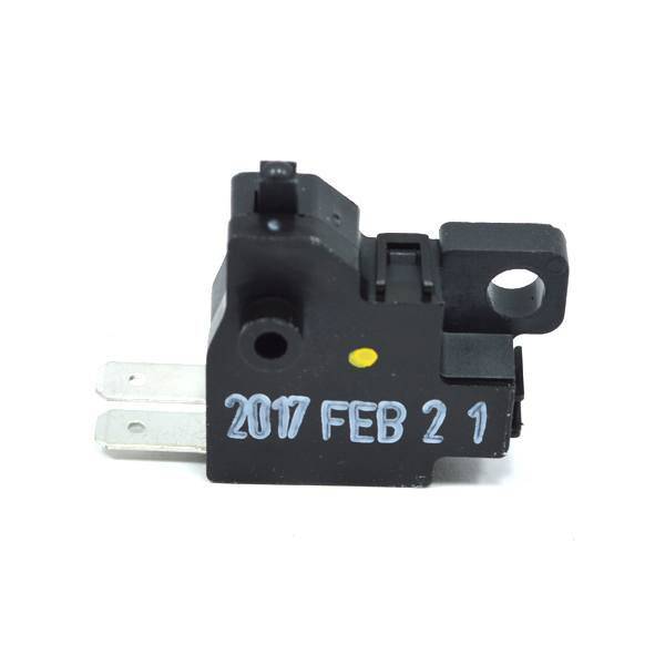 Switch Rem Depan Honda Blade Karbu