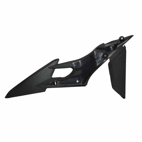 Cover Body Depan Bawah Kanan Honda New CB150R StreetFire K15G