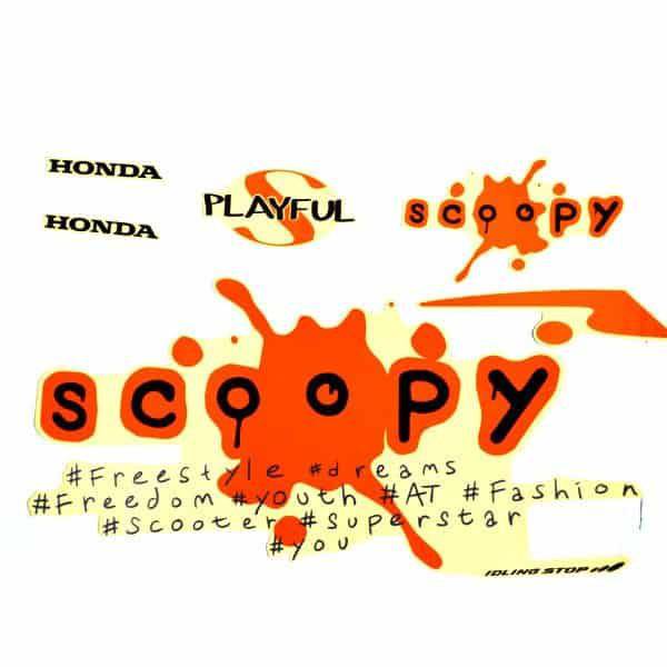 Sticker Body Kanan Cream Silver – Scoopy eSP K93